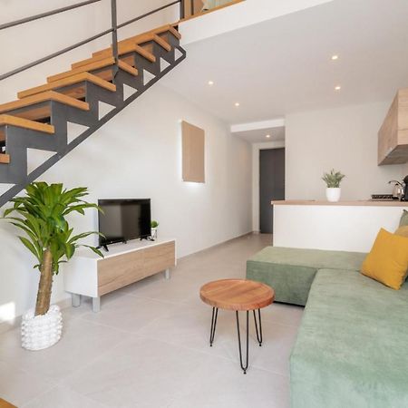 Cosy & Elegant Loft Suite In The City Center Zakynthos Town Luaran gambar